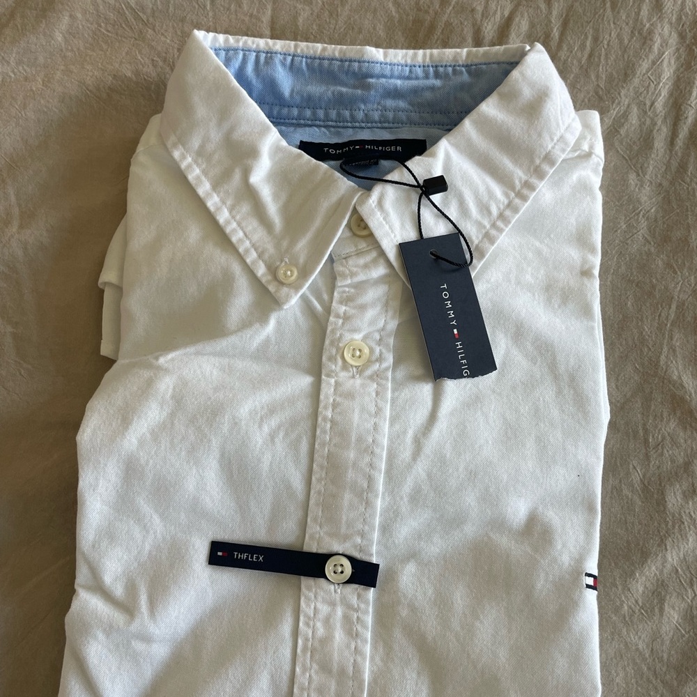 Tommy Hilfiger dress shirt size large